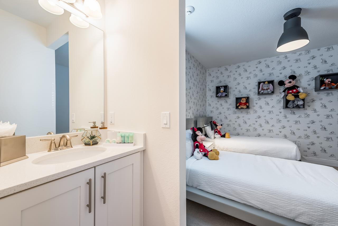 Exquisite Home With Media Room & Games Near Disney By Rentyl - 7600M Орландо Екстериор снимка